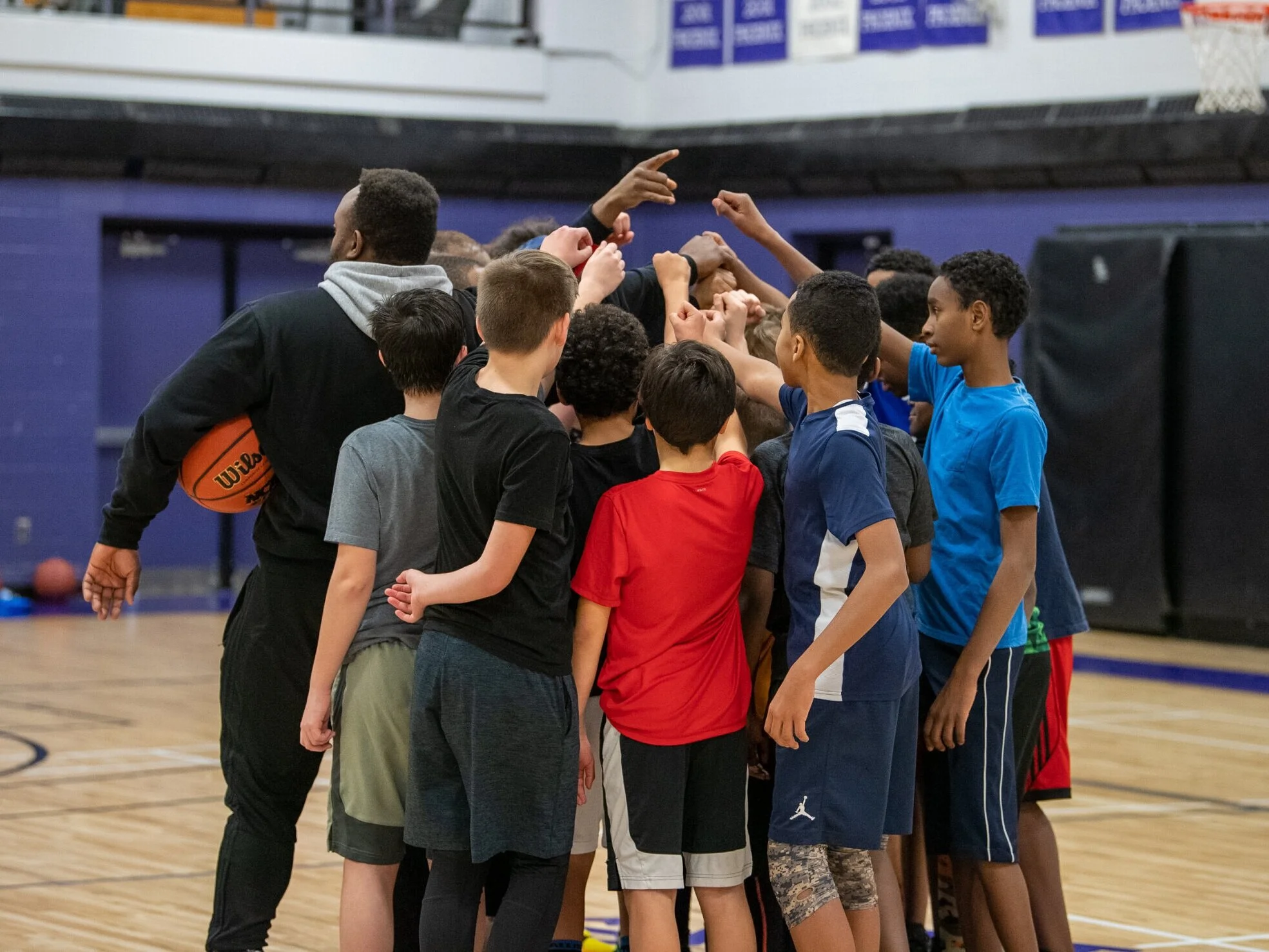 Niagara Apex Basketball